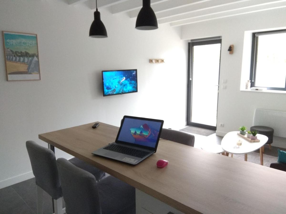 Maison Cosy Entre Cap Frehel Et Saint Malo 1Km Plage 5Min Gr34 Wifi Jardin Velos "Casa Ohana" エクステリア 写真